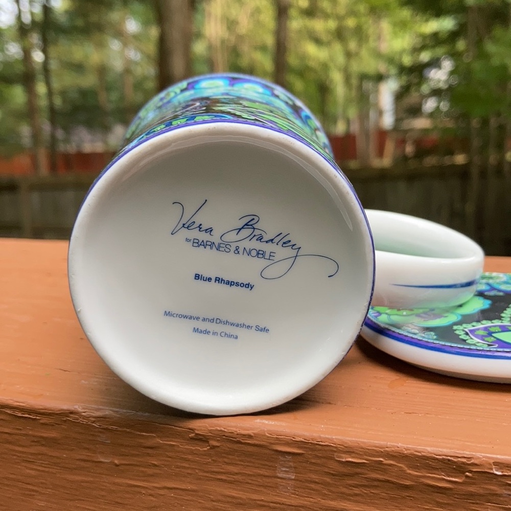 Vera Bradley coffee cup with lid - Picture 5 of 5